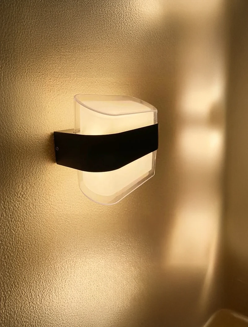 Настенный LED-светильник MK/SG-1037-2, IP54, 160×130×75 мм, 2/6W, 3000K, чёрный, LuminaLED 2