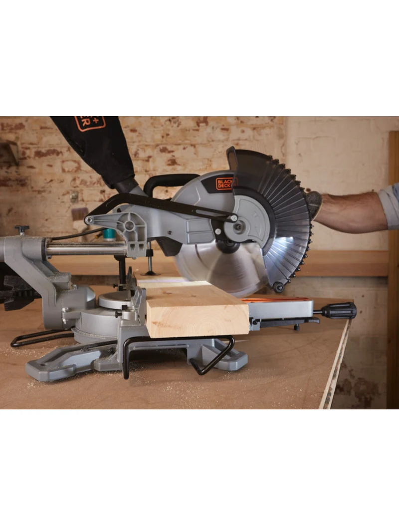 Выдвижное зарядное устройство Black+decker BES710 мощностью 2100 Вт, 254 мм 2