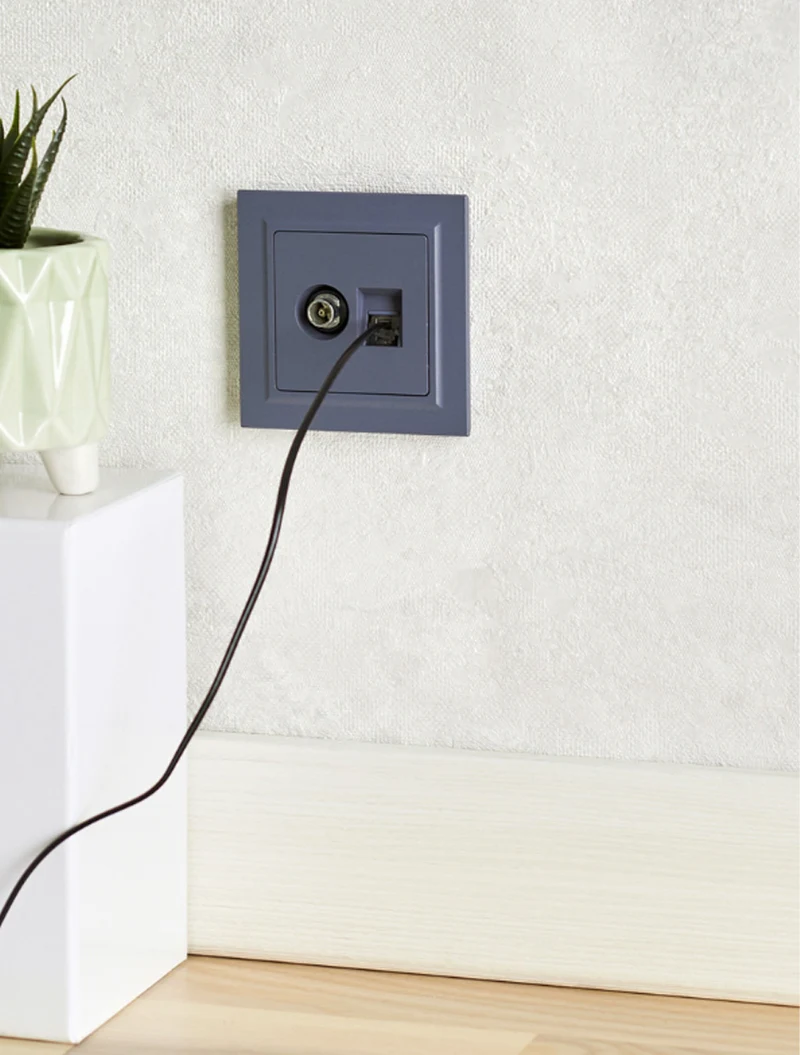 Розетка двойная TV+RJ45 кат.5E РТВ/РК12-БрМ маренго BRITE IEK 3