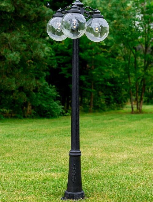 Set corp de il. G300 E27 A60 8,5W 2,7-4-6,5K 3L transp. + suport G300 3L + stâlp RICU BISSO negru 2.4M Fumagalli