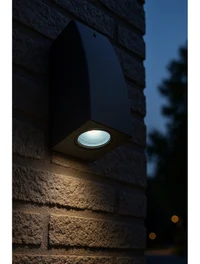 Corp de il. MAMETE SQUARE negru FROSTED G9 1,7W 4000K Fumagalli 2