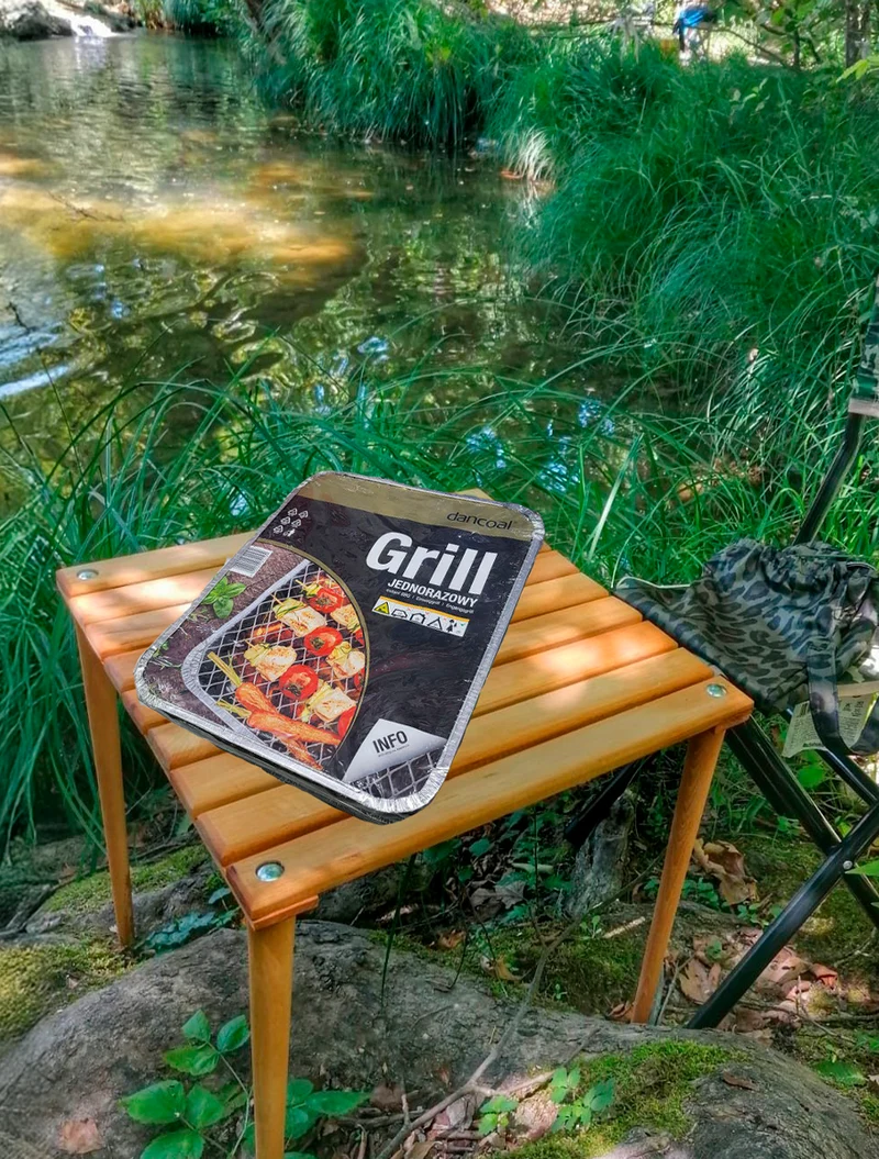 950322 Mini-grill de unică folosință cu cărbune de înaltă calitate 2